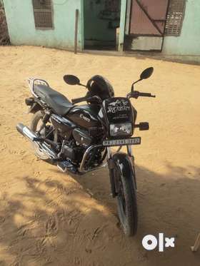 Change Bike and purchase Bullet Royal enfield Money purpose selling. Not any issue for this bike gra...
