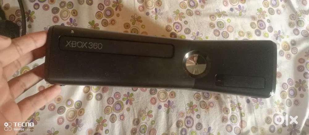Xbox 360 hai 500GB hai ek  PlayStation2 bhi hai Exchange only phone