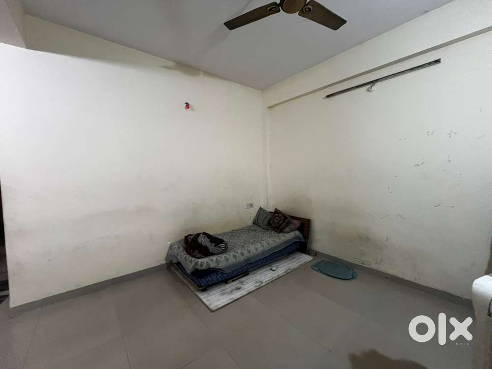 Looking for a flatmate