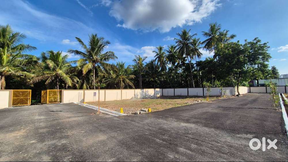 Prime Plots,perfect Location near IT Corridor