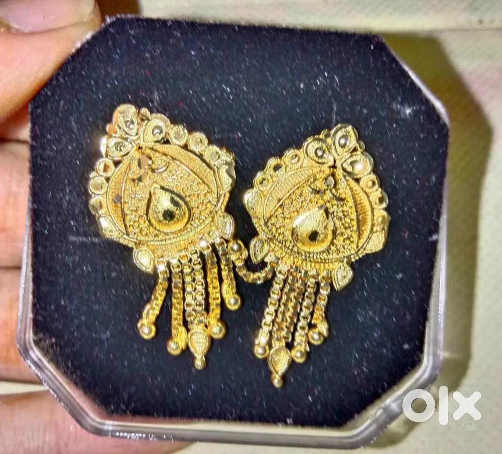 Gold item would you like to sell contact us for best deal