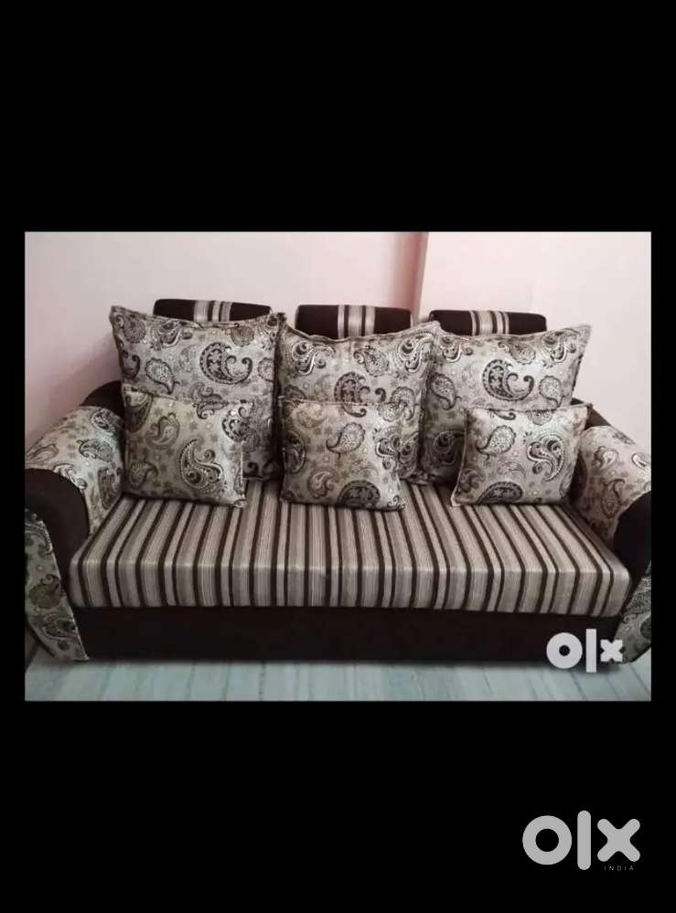 ROYAL SOFA FOR SALE