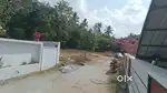 5,6,8, 10 cent plots available angamaly Pulyanam high school