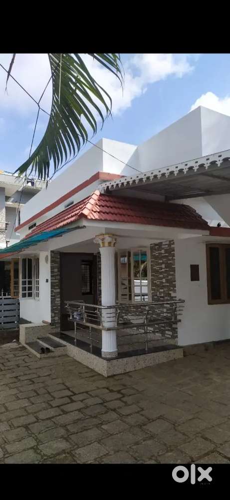 2BHK FULLY FURNISHED HOUSE NEAR KAKKANAD