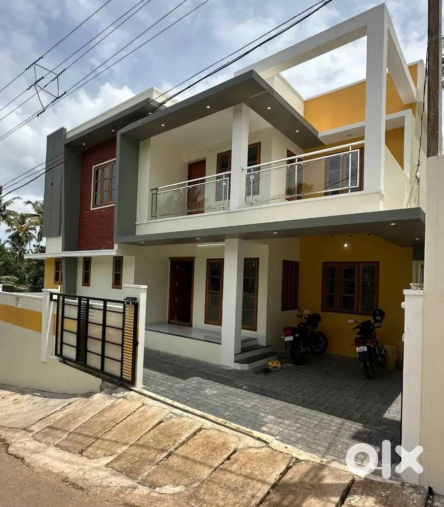 New house for sale Sreekariyam Chenkottukonam