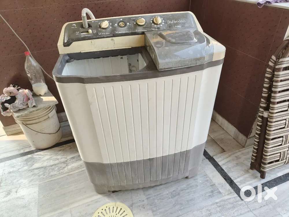 Semi washing machine