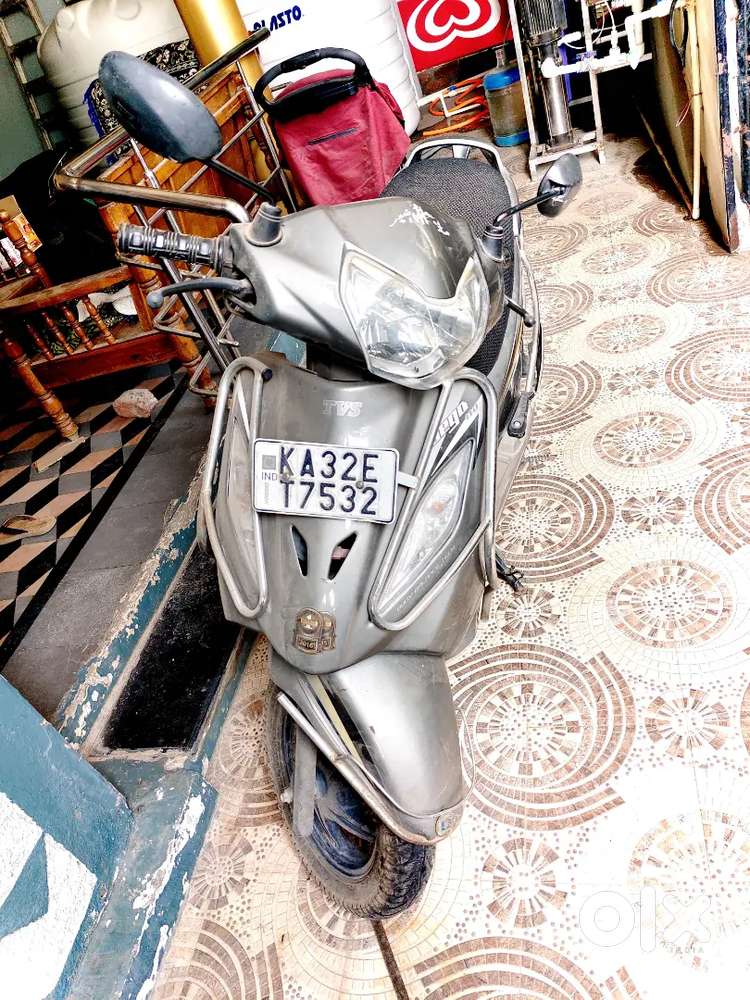 TVs wigo good condition scooty