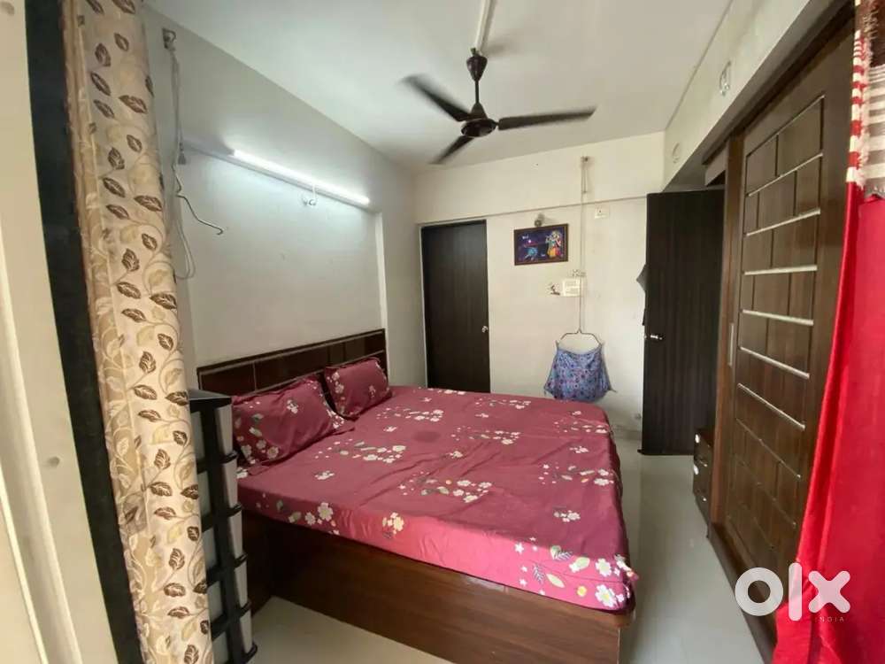 1.5 bhk fully furnished flat for rent Kalepadal