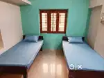 Boy's pg @Sayajigunj, Subhanpura