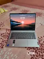 Lenovo ldeaPad slim 5 Oled Display.