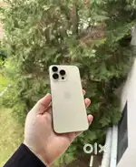 Selling my 7 month old iphone 14 pro  with bill and Box.
