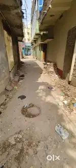 70feet gas godam plot hai urgent sel hai ismein 17 lakh ka loan hai ha