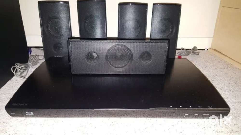 Sony Home theater bdv-e490
