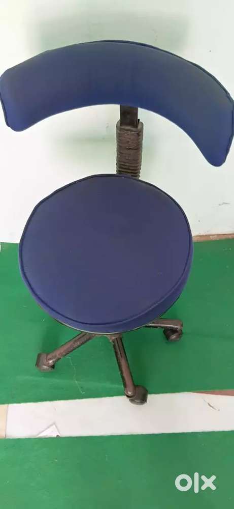 Reolving  chair  strong  metal .