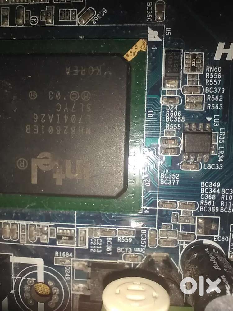 The image displays a Gigabyte GA-81865GME-775-RH motherboard