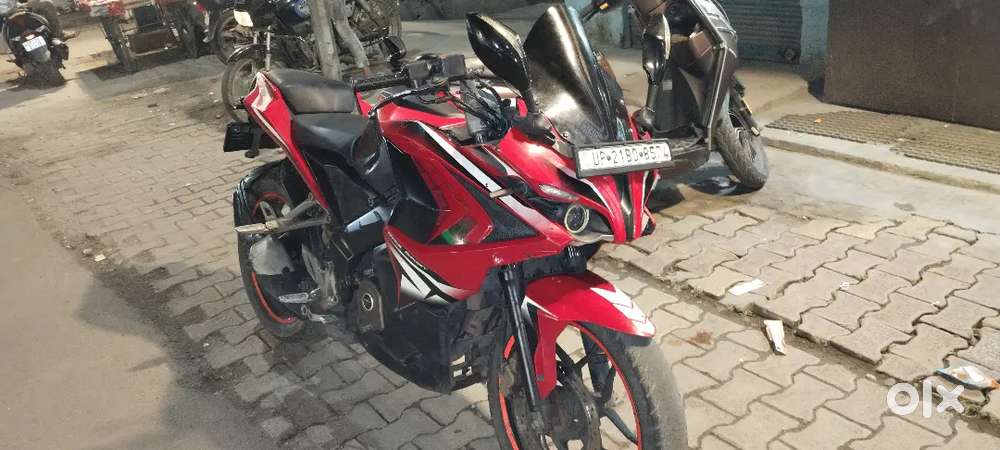 Pulsar rs200