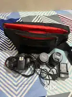 Canon 1300D with 2 lense
