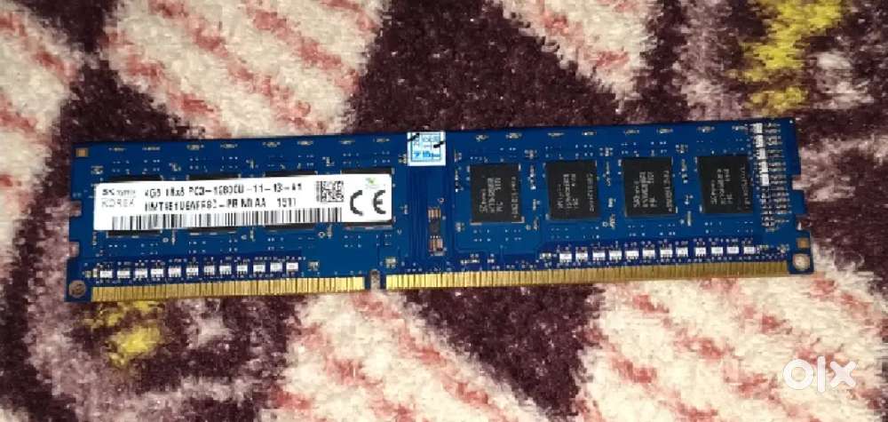 Hynix 4GB PC3-12800 DDR3-1600MHz desktop 240-Pin DIMM RAM Memory