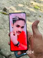 I phone lena h esliye sell kr rha hu