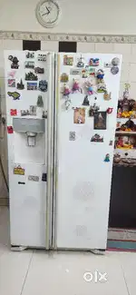 LG double door fridge in working condition