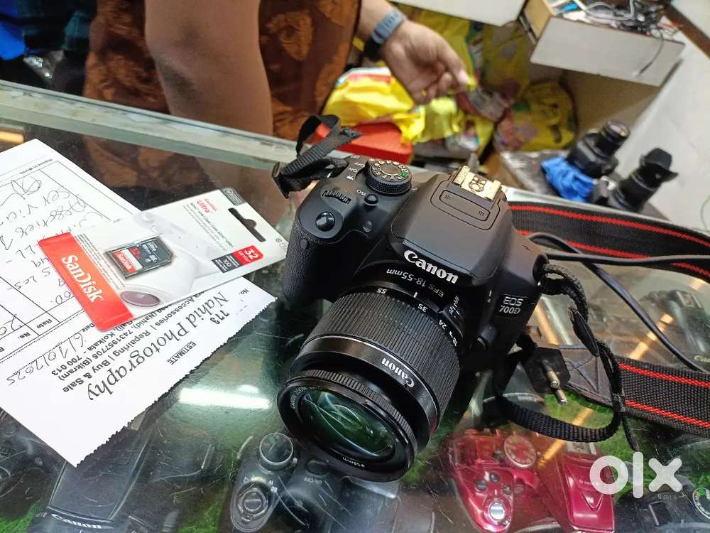 Canon EOS 700d