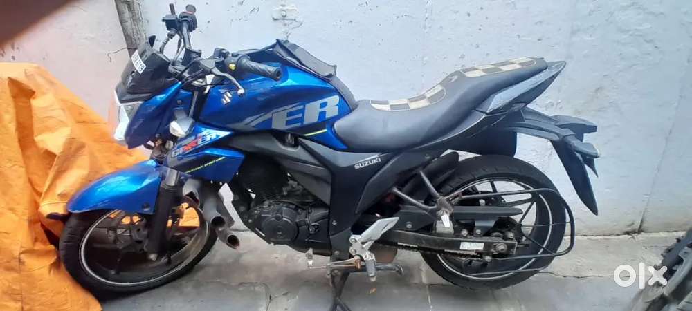 Suzuki Gixxer 155cc well maintained with original documents