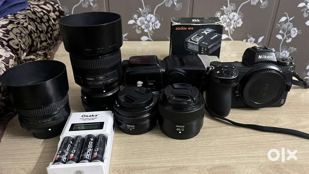 Nikon z6ii with prime lense kit godox speed flash