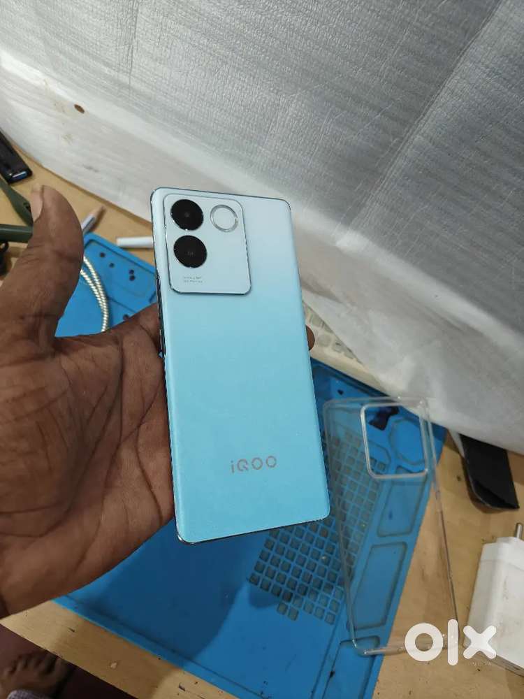 Iqoo z7 pro 5g 8&256