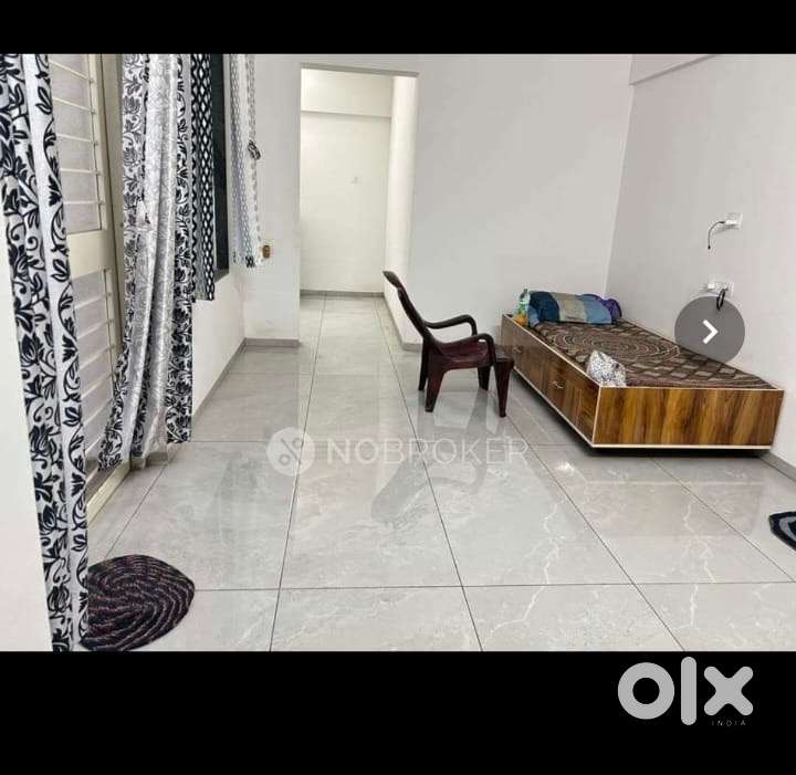 Looking for female flatmate for single occupancy for hall