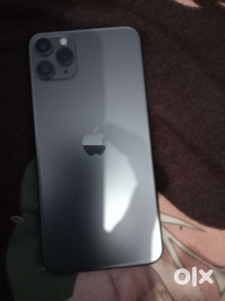 11 pro max 256gb full day battery backup