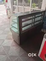 Sweet display counter