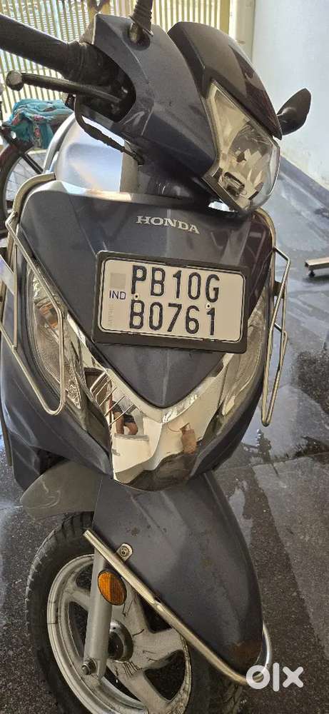 125 activa honda 2016 dec 22500 new tyre in v good condition