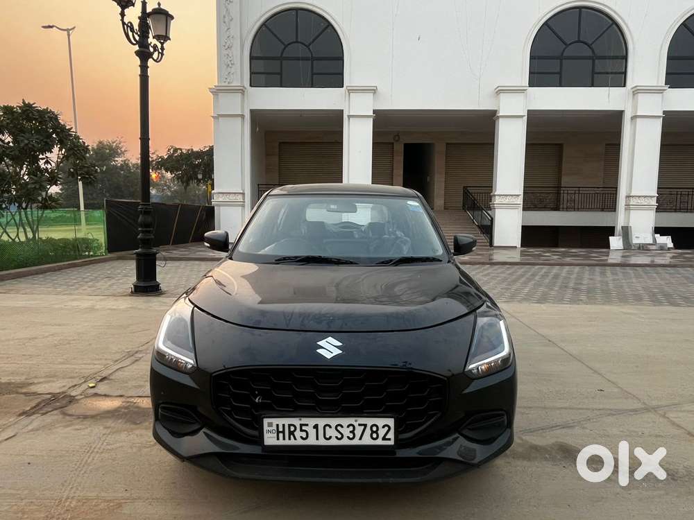 Maruti Suzuki Swift VXi + Manual, 2025, Petrol
