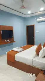 Commercial main road touch barat Ghar available on rent