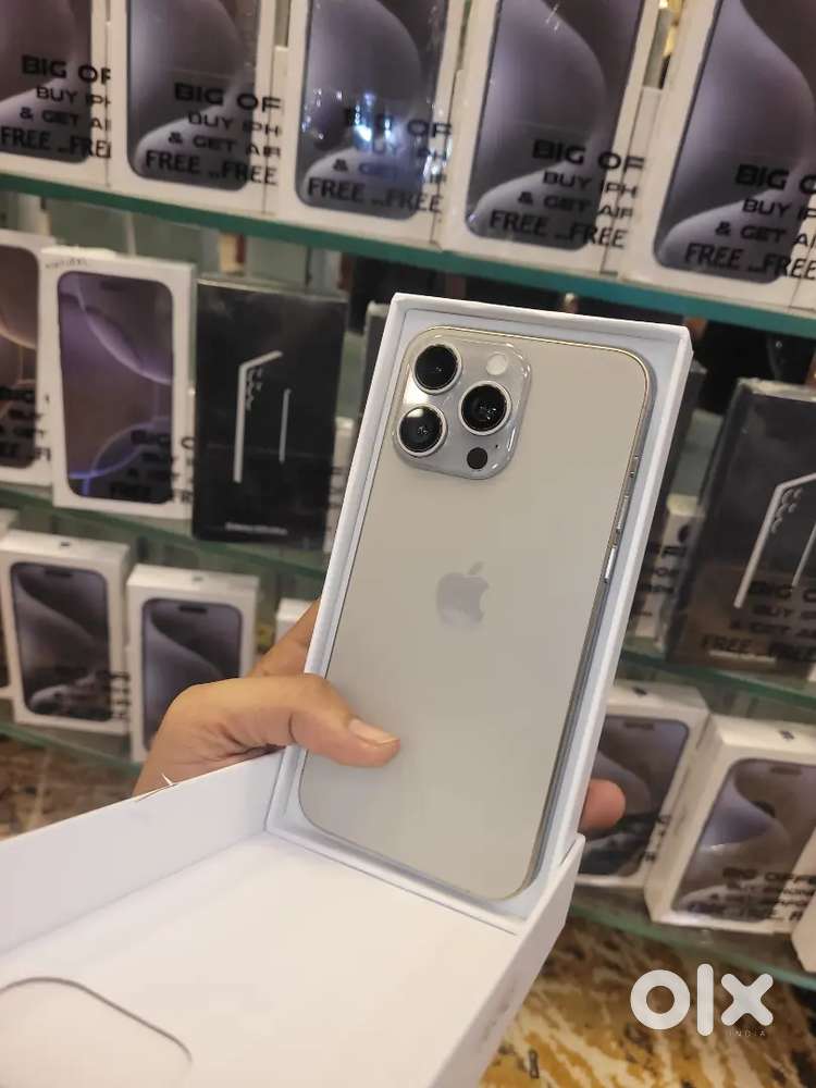 IPHONE 15 pro 256gb imported Refurbished mobile it's in warranty