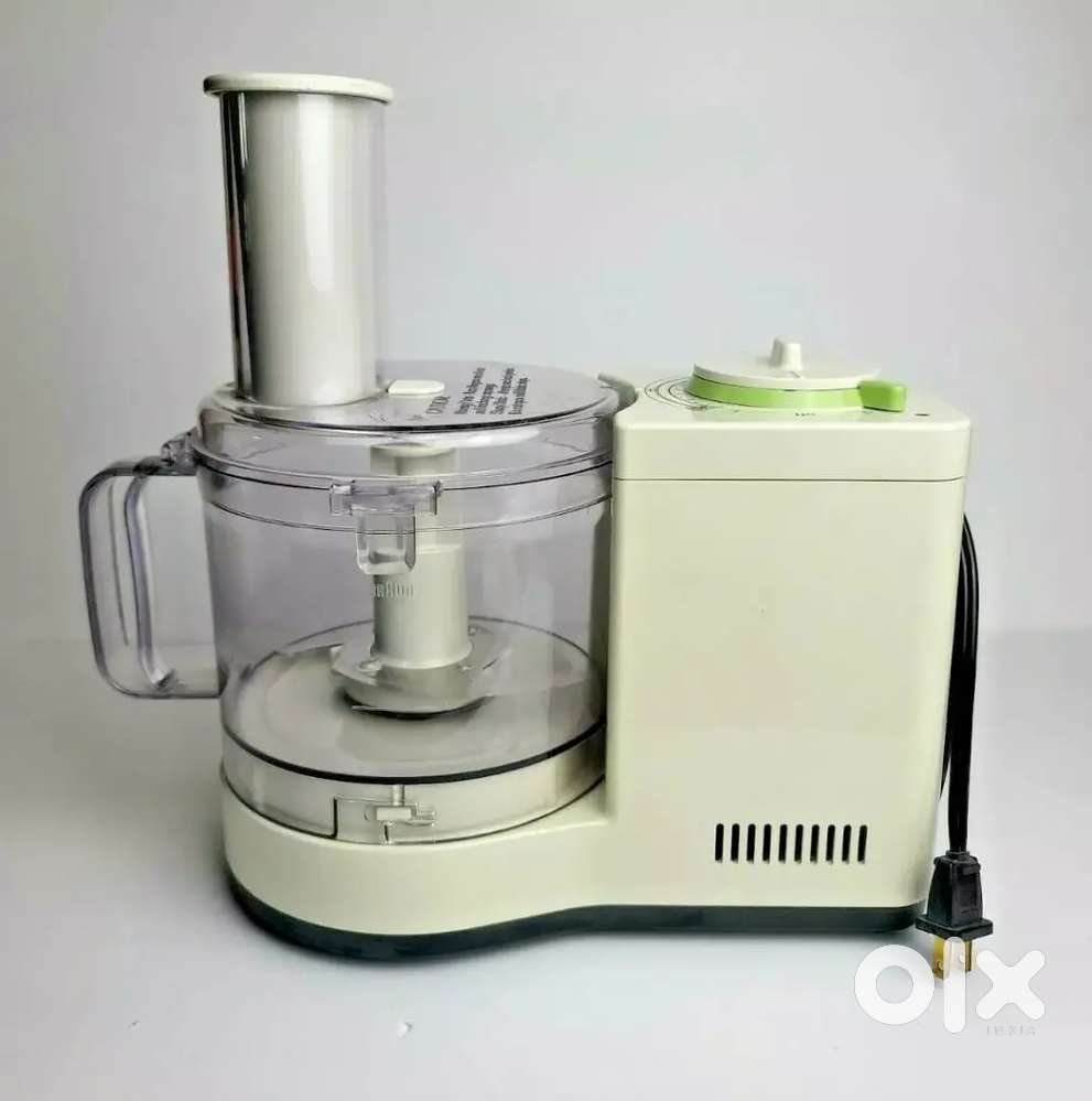 BRAUN Food processor with all attachments