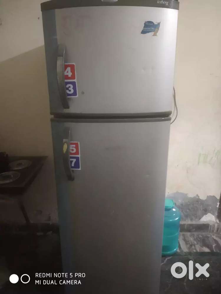 Whirlpool iceberg fridge
