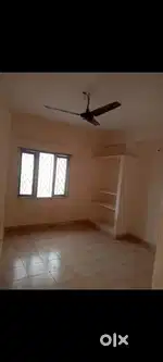 Independent house 2kmrs in paradise 1 BHk 12000