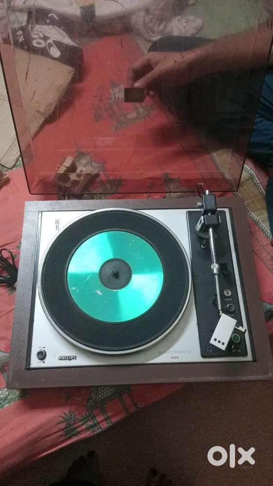 Philips Hi-Fi turnable model 242