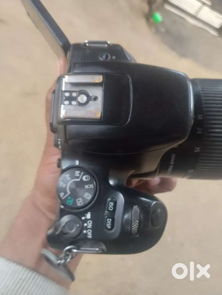 Canon 200d 4battery 1 charge