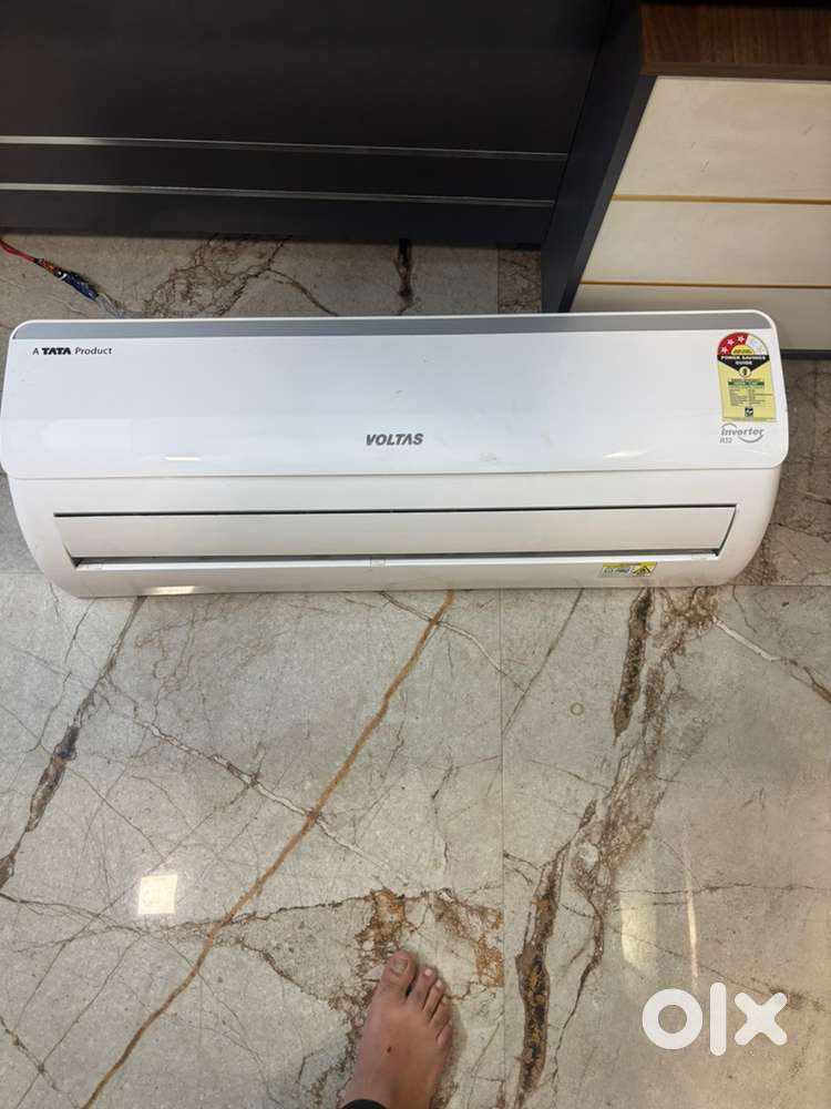 Voltas Dual Invertor 3 Star new AC