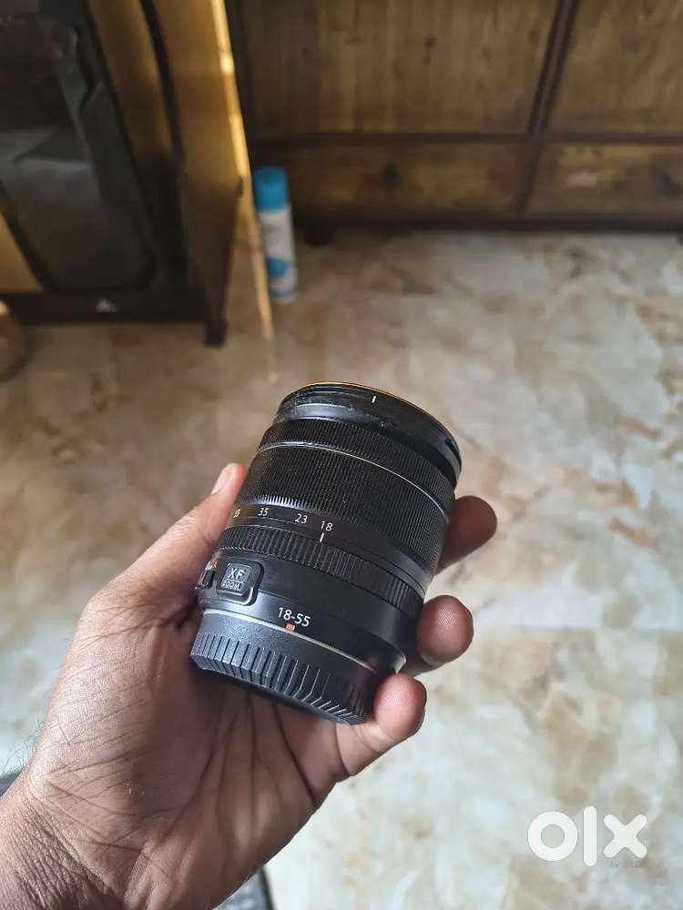 Fujifilm 18-55 f2.8-4 kit lens