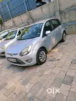 Ford Figo, 2012, Petrol