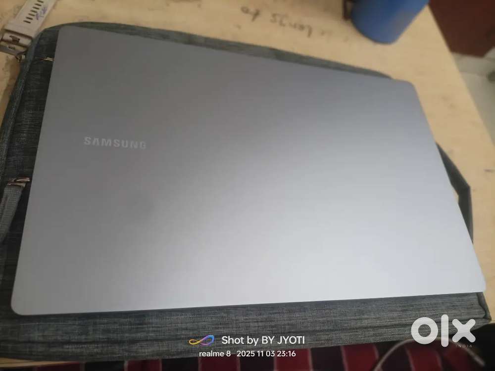 Samsung galaxy Book4 edge AI PC