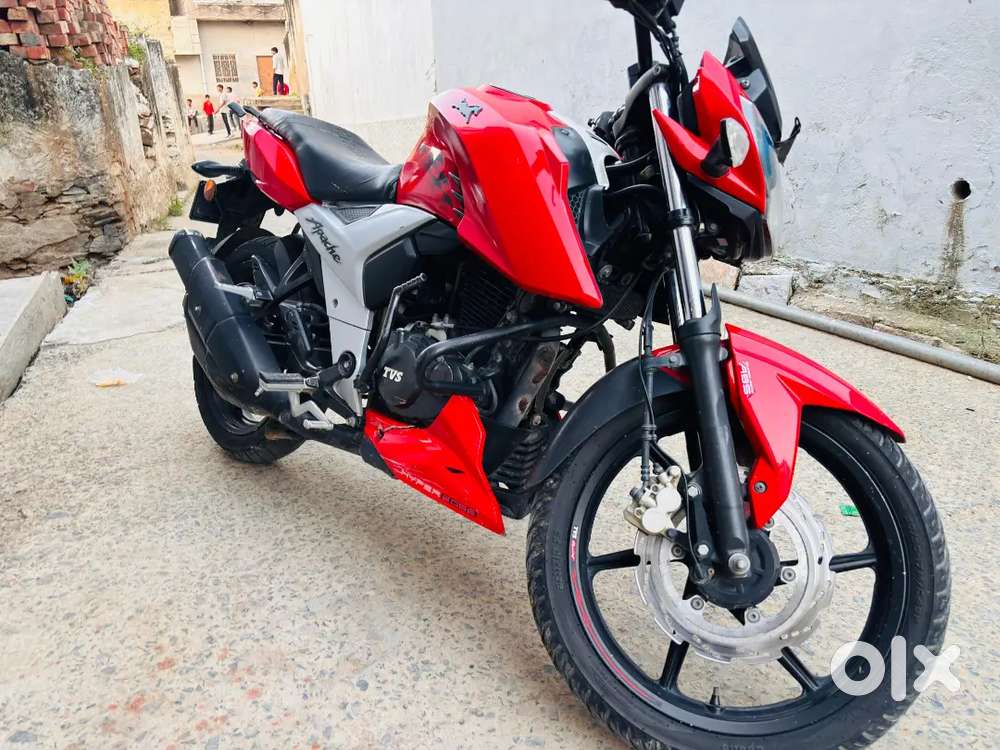 Apache rtr 160 4v