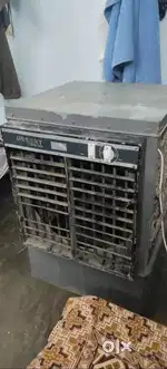 Dessert cooler