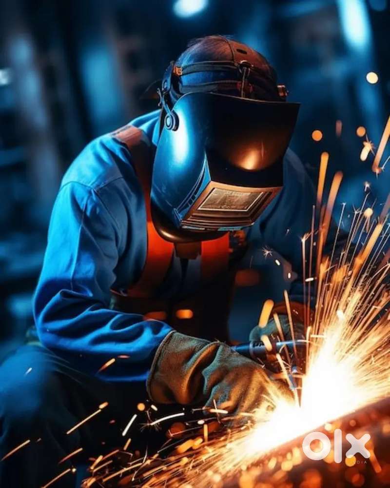 Welders and helper di  jaroort haa