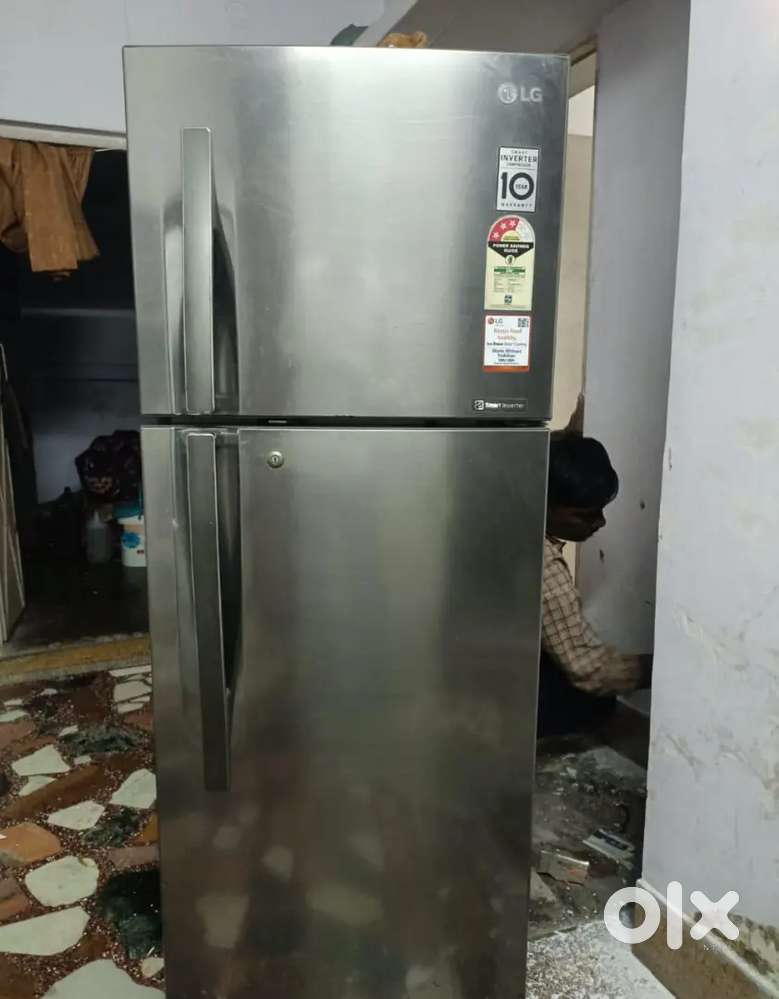 LG Refrigerator - 260 litres