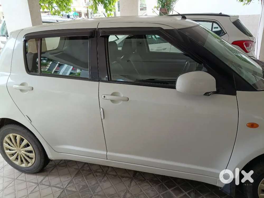 Maruti Suzuki Swift 2007 Petrol 70000 Km Driven