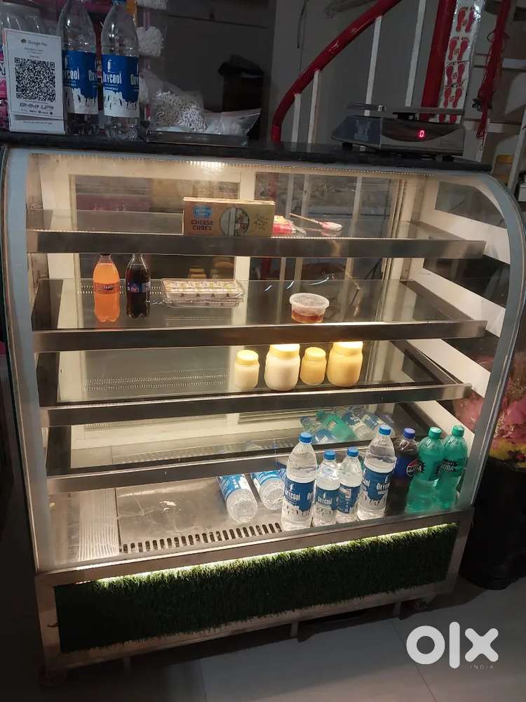 Display fridge